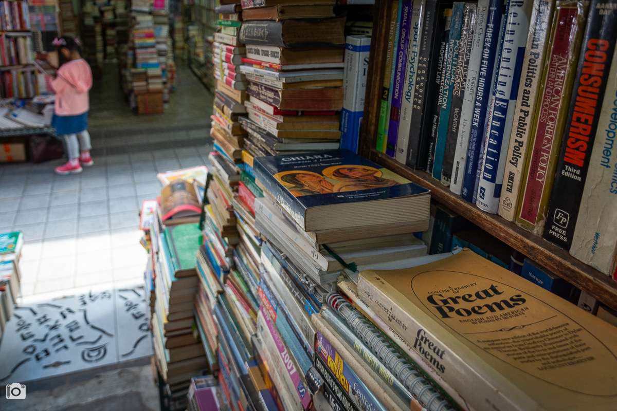 50 Books to Read When Traveling: Inspiring Reads for Your Adventures